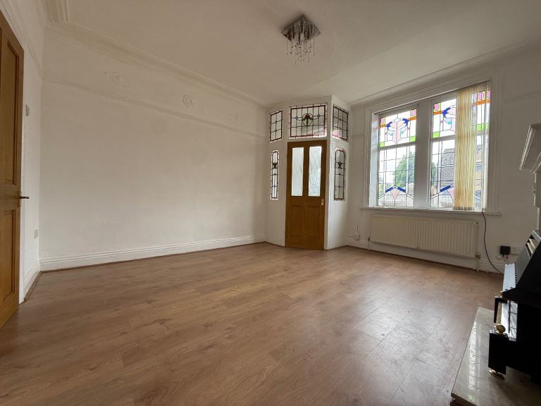 Two bedroom house To Let