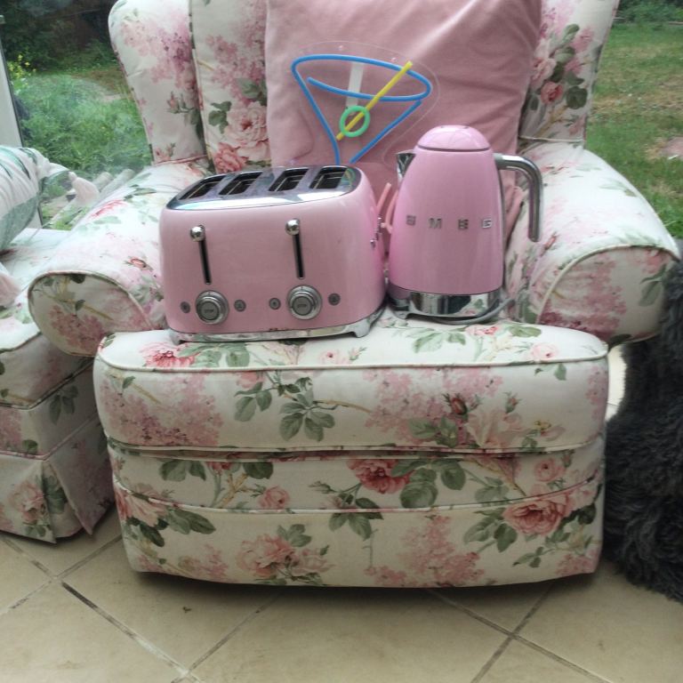 Smeg kettle and toaster