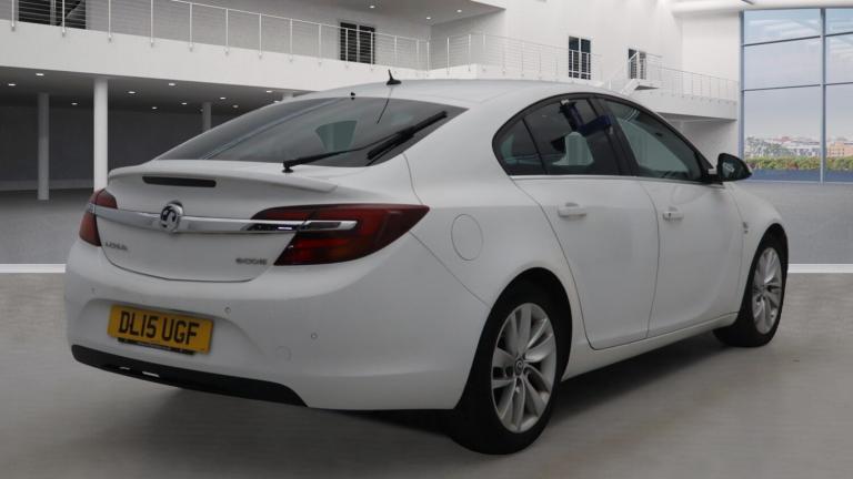 2015 Vauxhall Insignia 2.0 CDTi [140] ecoFLEX SRi 5dr [Start Stop] HATCHBACK Diesel Manual