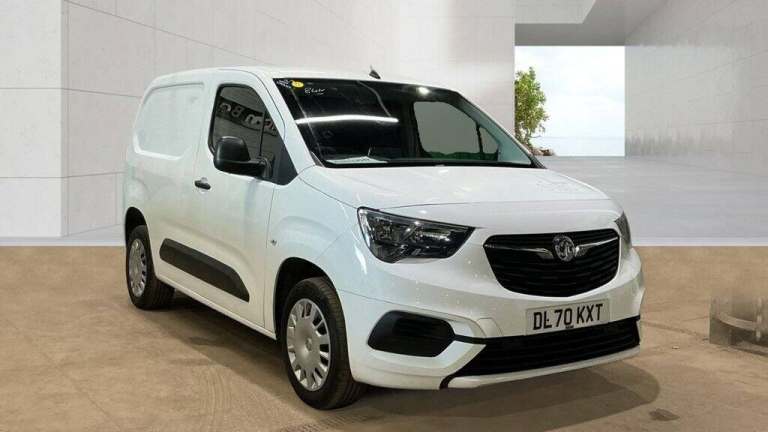 2020 70 VAUXHALL COMBO 1.6 TURBO D 2300 SPORTIVE PANEL VAN 4DR DIESEL MANUAL L1