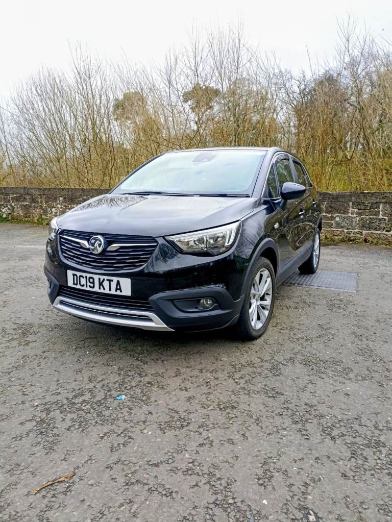 VAUXHALL CROSSLAND X   1.2 TURBO.  128BHP.  FSH.  12855 MILES FROM NEW..