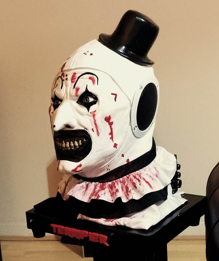 Art the clown bluetooth speaker