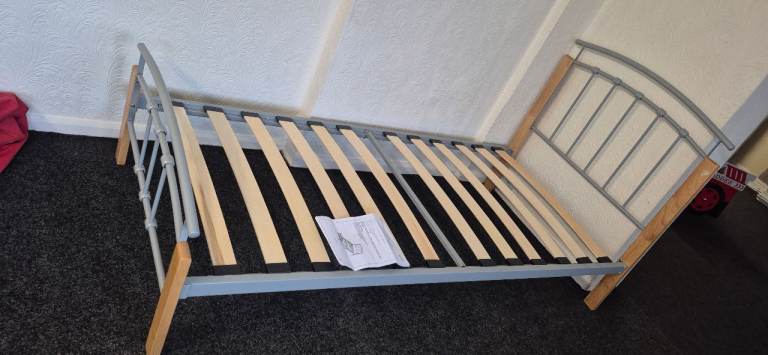 NEW SINGLE BED