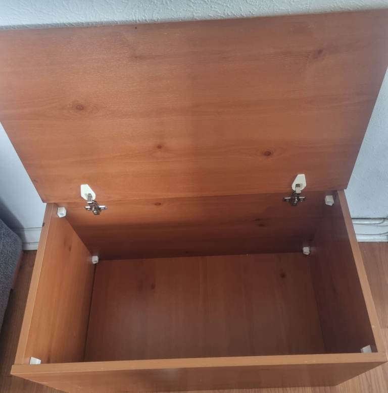  Storage box