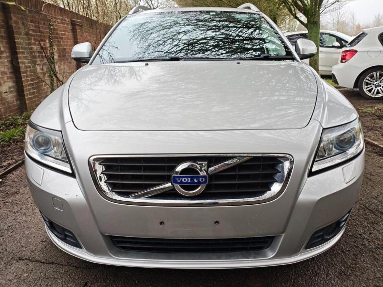 VOLVO V50 2.0 SE Lux Premium Euro 5 5dr Auto 2010