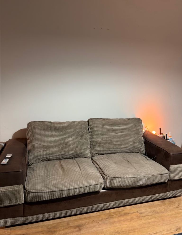 2 seat sofa 