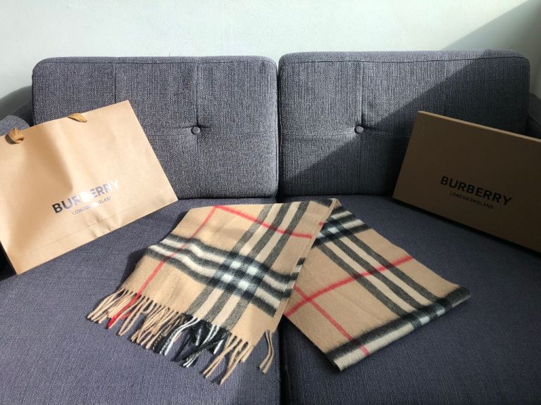 Burberry Cashmere Scarf Shawl Checkered 