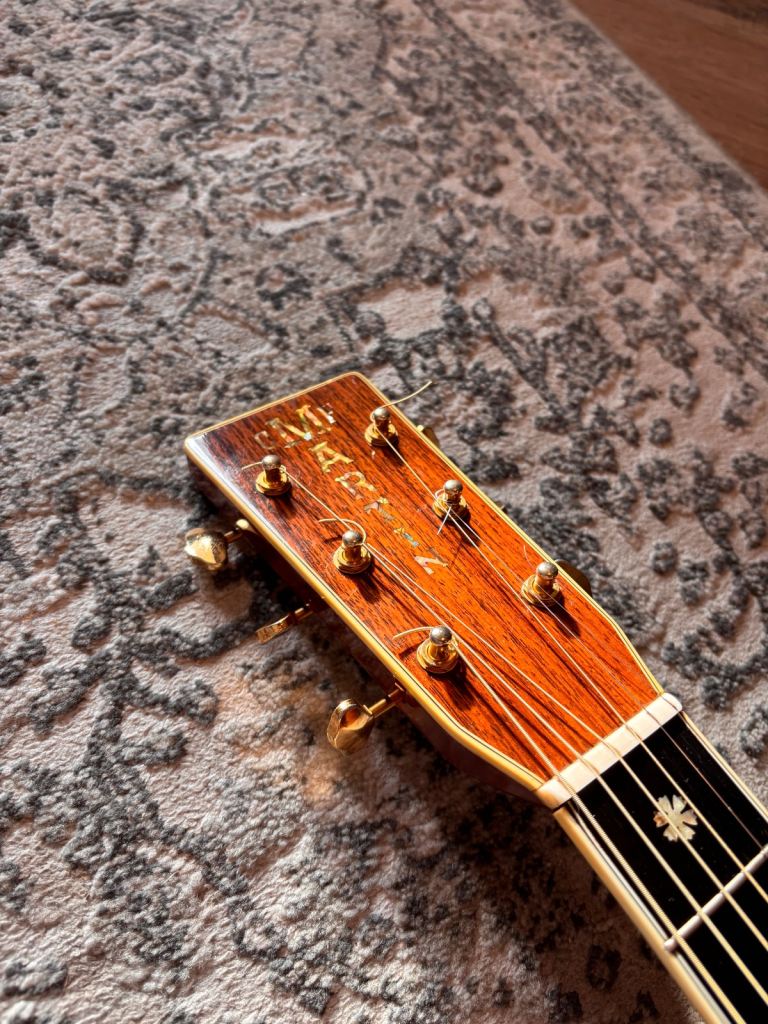 TRADES - Martin D42 (2002)