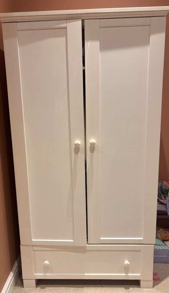 East Coast child wardrobe 