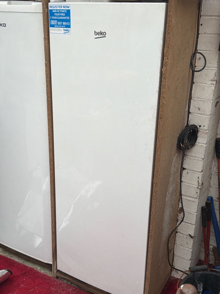 Upright freezer