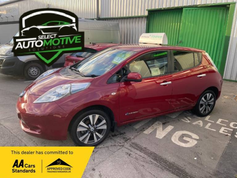 2014 Nissan LEAF 24kWh Tekna Hatchback 5dr Electric Auto (107 bhp) Electric