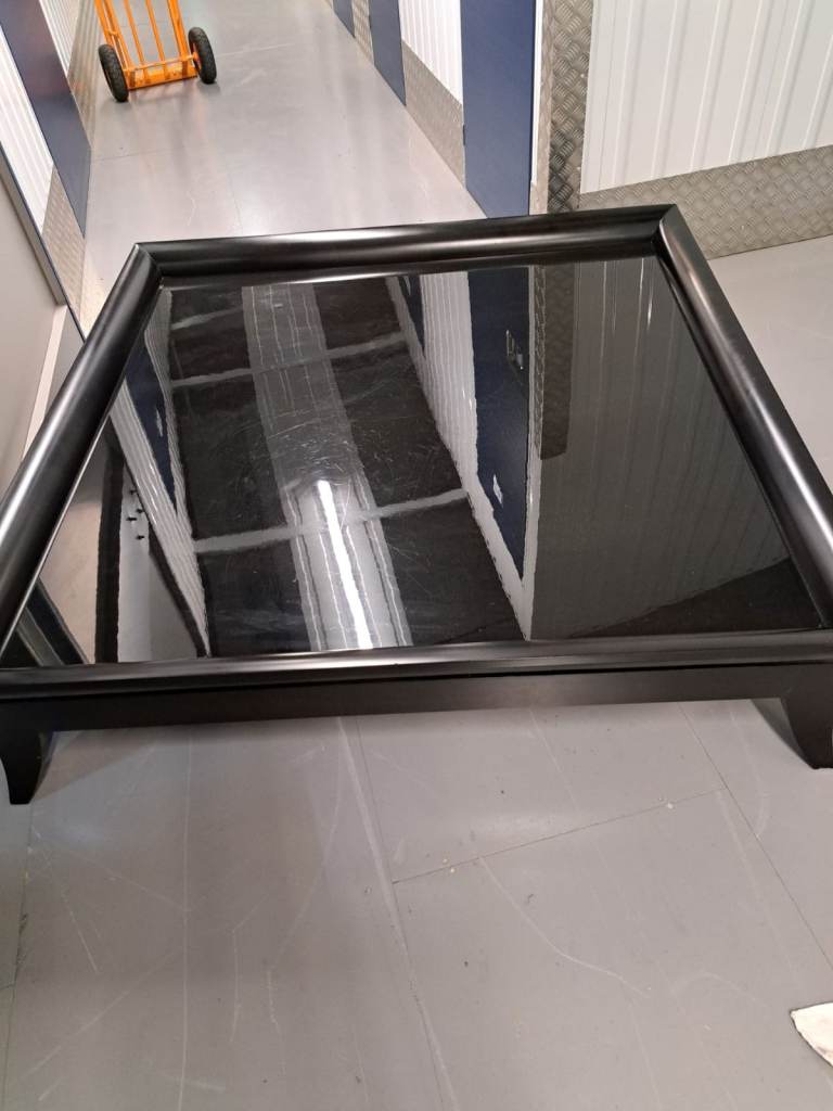 Free coffee table, delivery available 