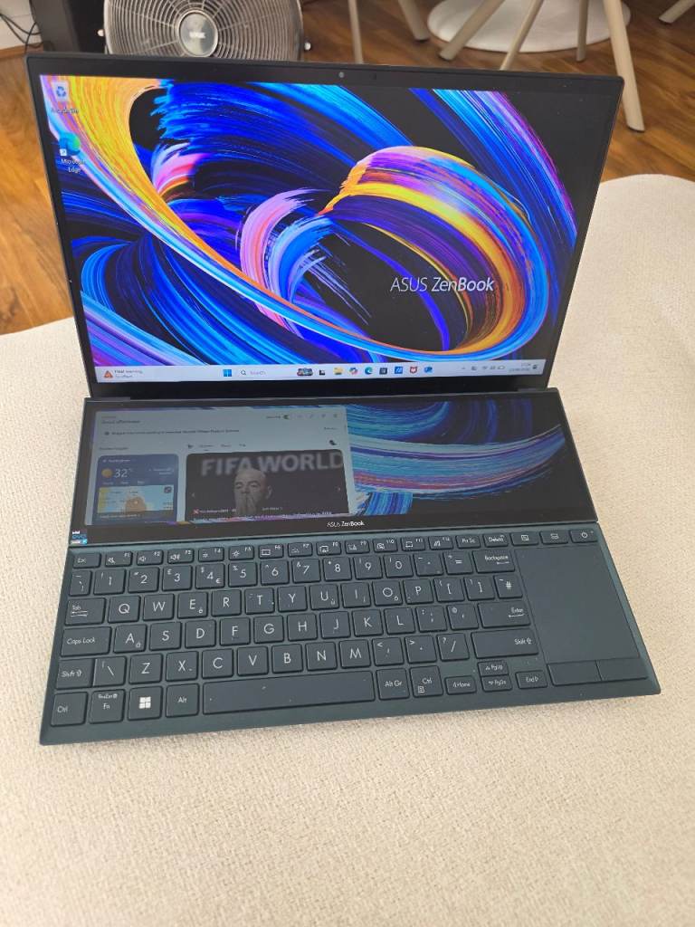 Asus ZenBook Duo 14 inch ( Intel i7 11th Gen 2.80GHz , 16GB RAM , 512GB SSD Win