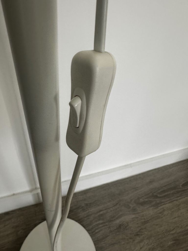 Floor Standing Adjustable lamp