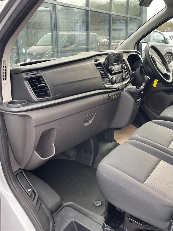 2020 Ford Transit Custom 2.0 300 EcoBlue Leader L2 H1 Euro 6 (s/s) 5dr Panel Van Diesel Manual