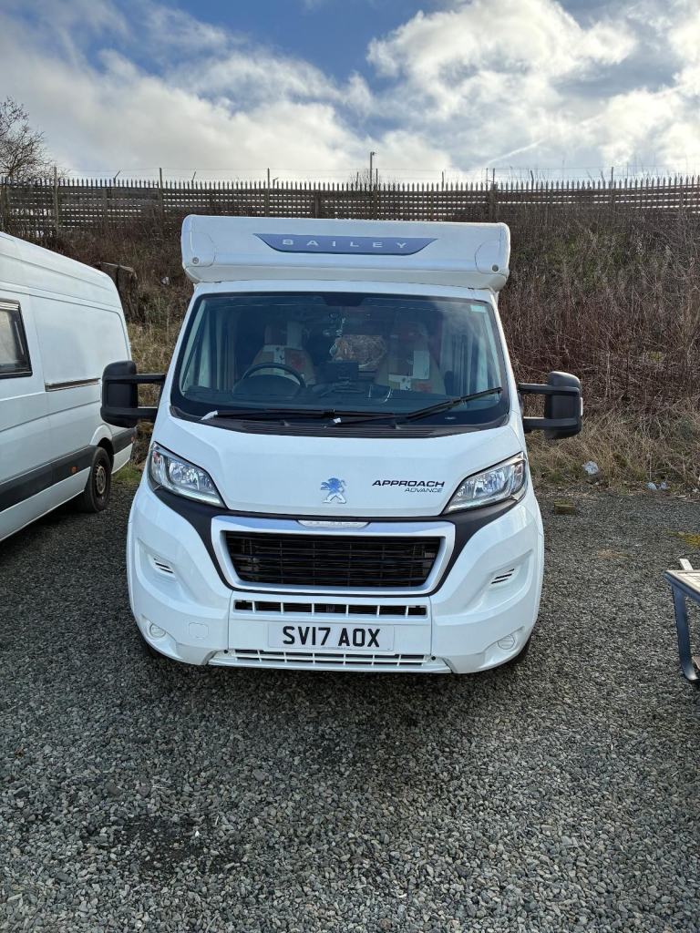 2017 Peugeot BOXER Bailey Approach Advance 615