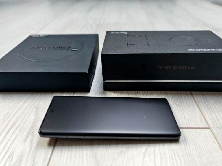 **MINT** Vivo X100 Ultra 512gb CN + SmallRig Photography kit Bundle