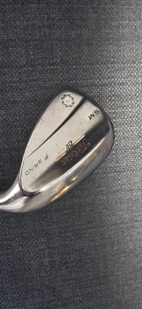 Titleist Vokey SM6 52/60 Good condition.
