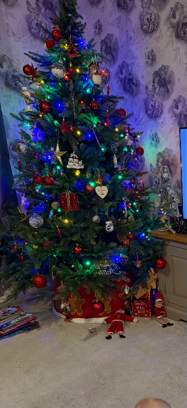 7 FT Christmas tree