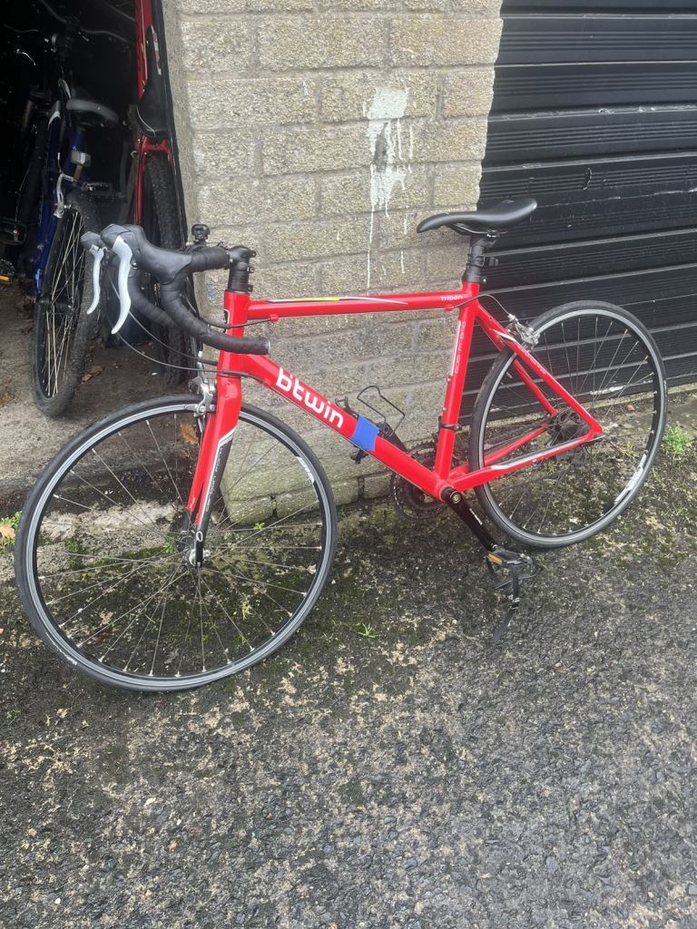 Btwin racer bike 