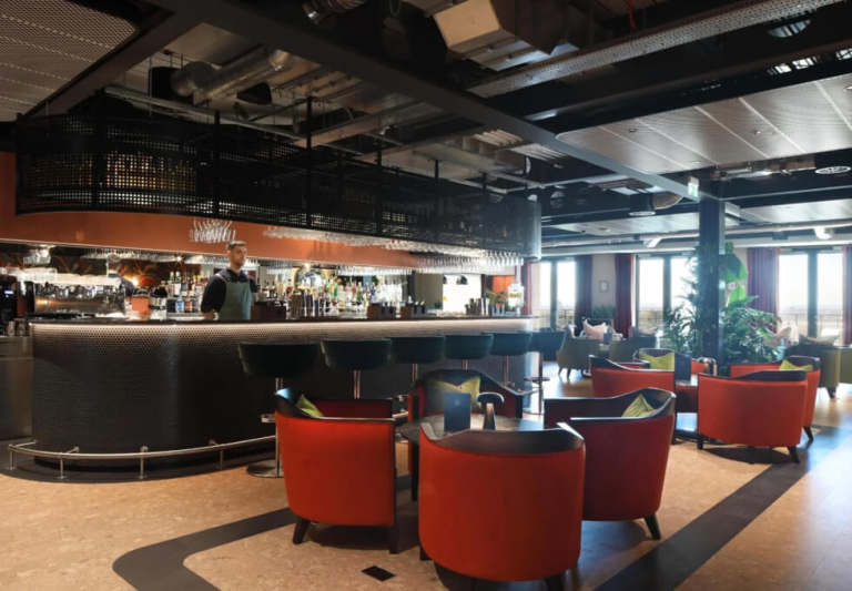 Creative & Modern *Marble Arch* Private Serviced Offices: Units from 6 to 255 desks for rent W1H