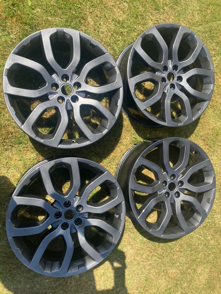 Genuine Range Rover Evoque 20” Alloy Wheels