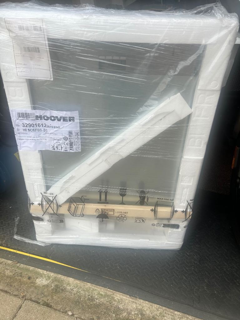 Hoover integrated dishwasher