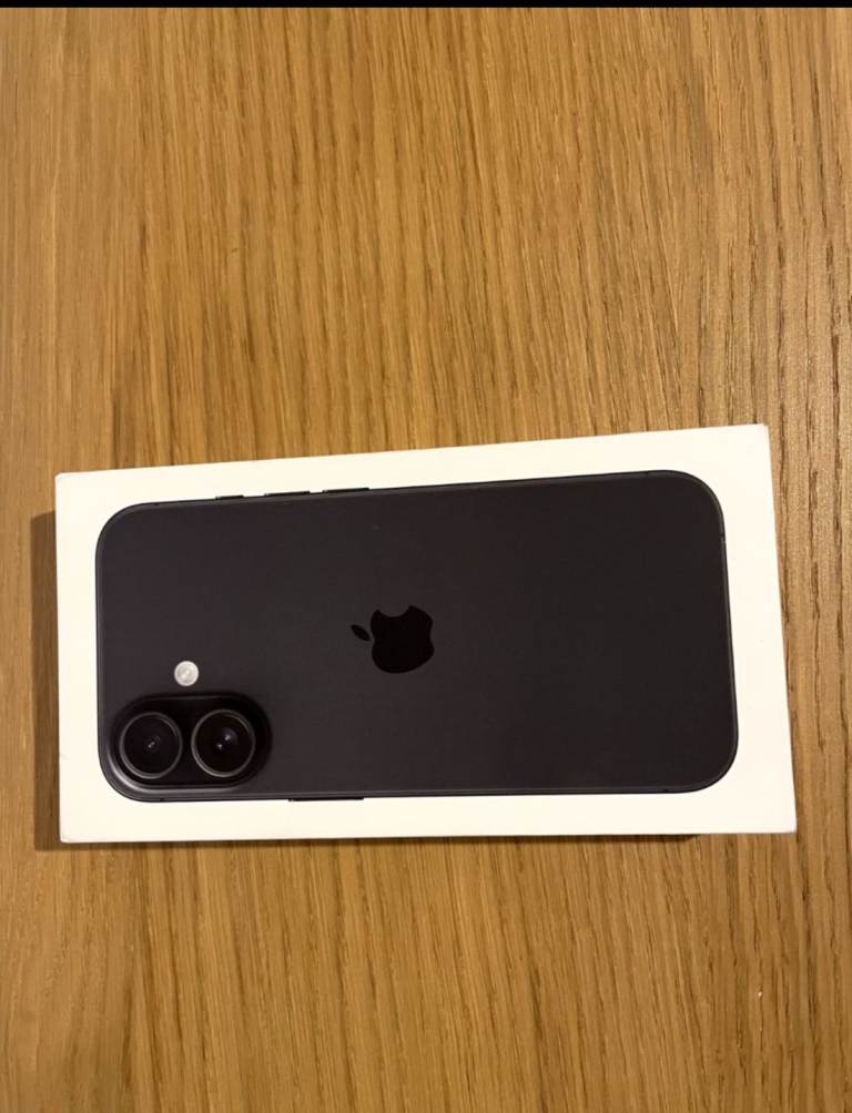Apple iphone 16 black 128 gb same as new fully boxed
