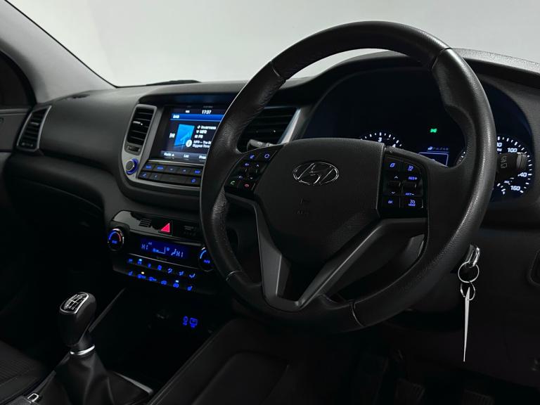 2016 Hyundai TUCSON Blue Drive SE Nav 1.7 CRDi ( 116 bhp ) Station Wagon Diesel Manual