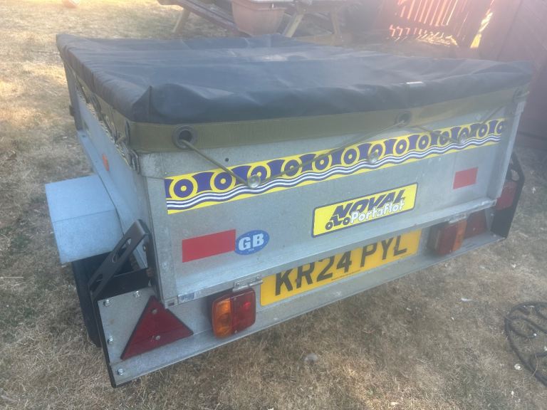 Small Trailer 