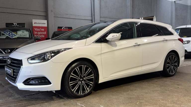 2017 Hyundai i40 1.7 I40 TR PREM 1.7 141PS BD MY17 Diesel White Estate 5dr SATNAV+LEATHER+PA Esta...