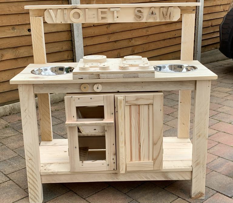 Outdoor Children’s Wooden Twin Sink Play Mud Kitchen