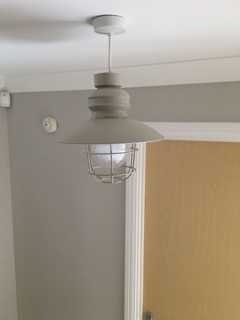 Nautical style lamp with bulb 