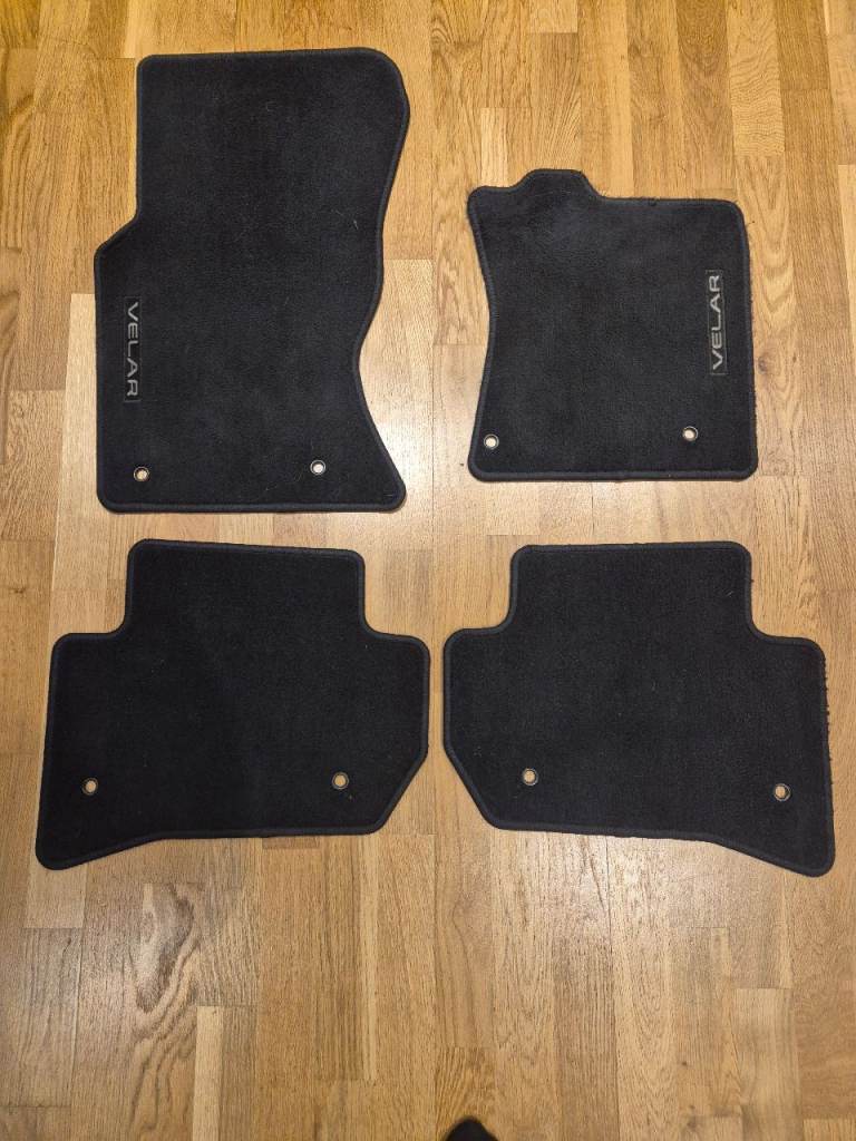 Range rover velar car mats