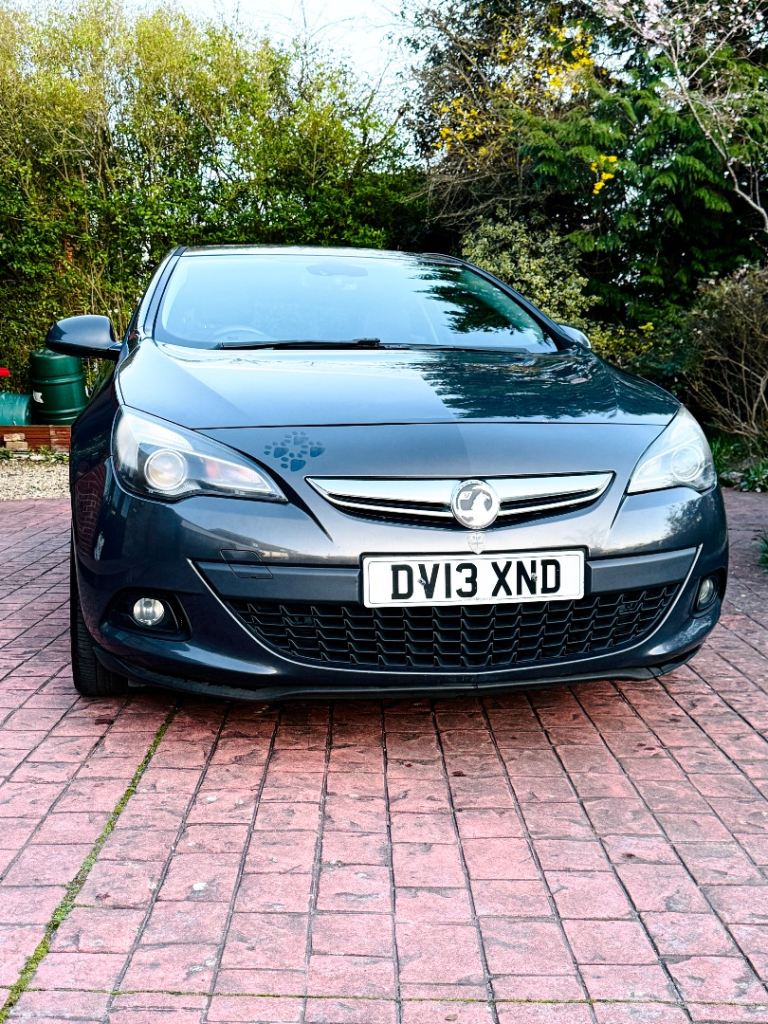 Vauxhall, ASTRA GTC, Hatchback, 2013, Manual, 1956 (cc), 3 doors