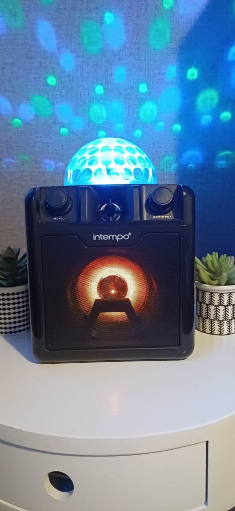Intempo Disco Light Speaker – Good Condition
