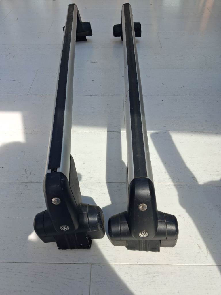 Genuine VW roof bars with three keys