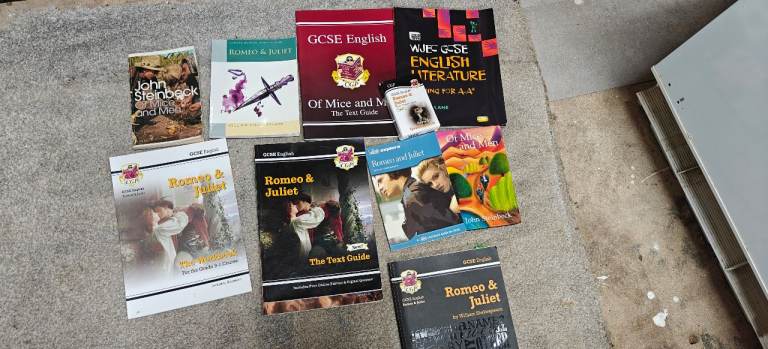 GCSE English Revision Bundle - Romeo & Juliet and Of Mice and Men