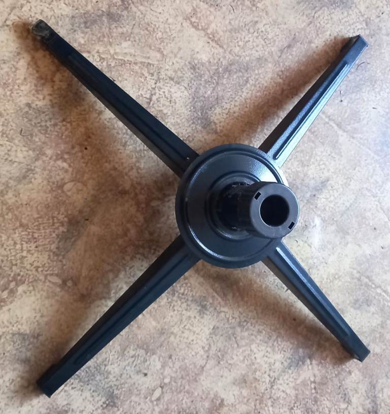 1 X Christmas Tree Stand