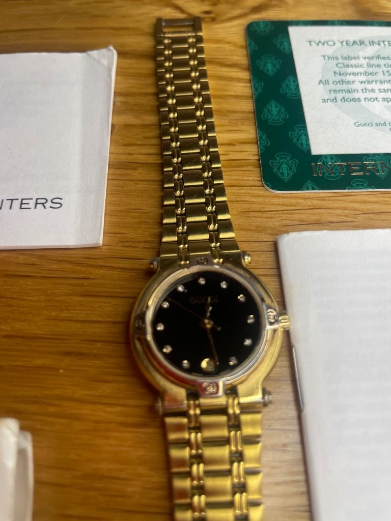 Vintage Gucci Diamond Dial 9200L Ladies Watch