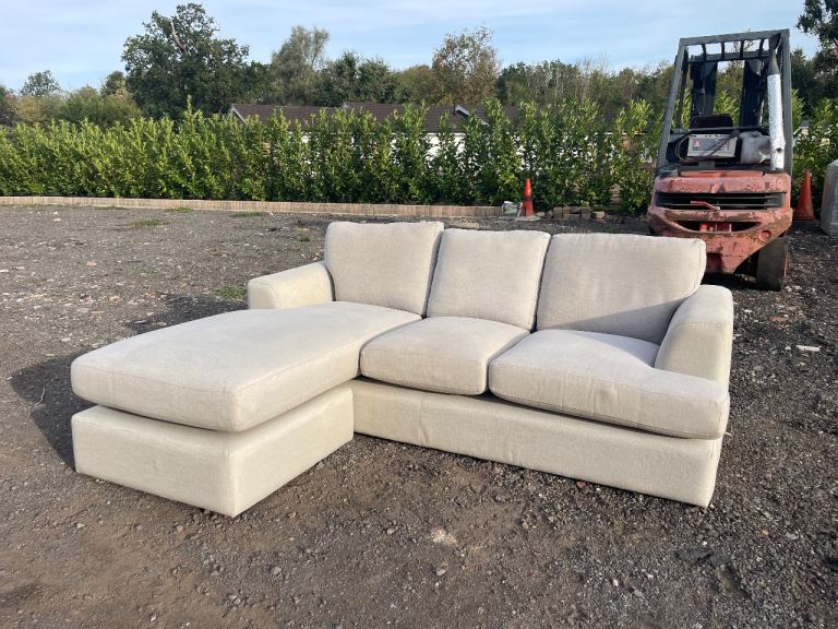FREE DELIVERY 🥰🚚🥰 Next Cream Fabric Corner Sofa with Chaise – Good Condition