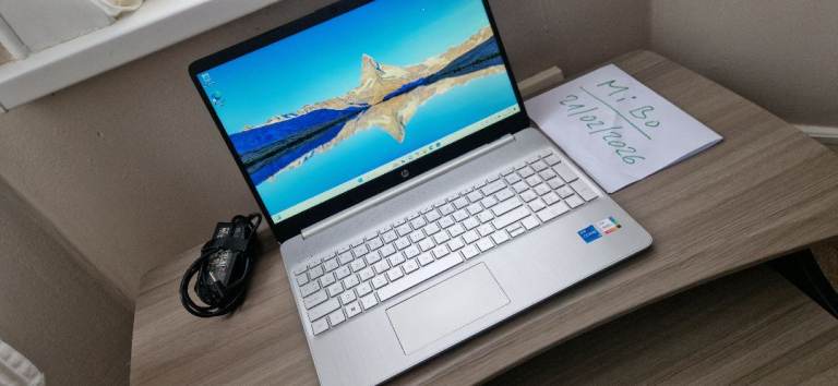 DISCOUNTED (SCRATCHES) 2023 11th gen 15.6" Core i5 16GB RAM 256GB SSD HP Win11 MS Office Laptop PC
