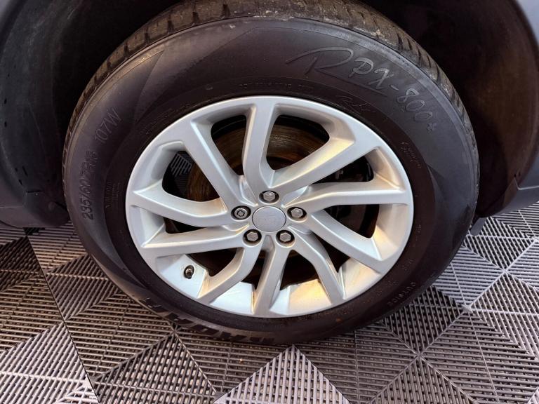 2017 Land Rover Discovery Sport 2.0 TD4 SE Tech 4WD Euro 6 (s/s) 5dr ESTATE Diesel Manual