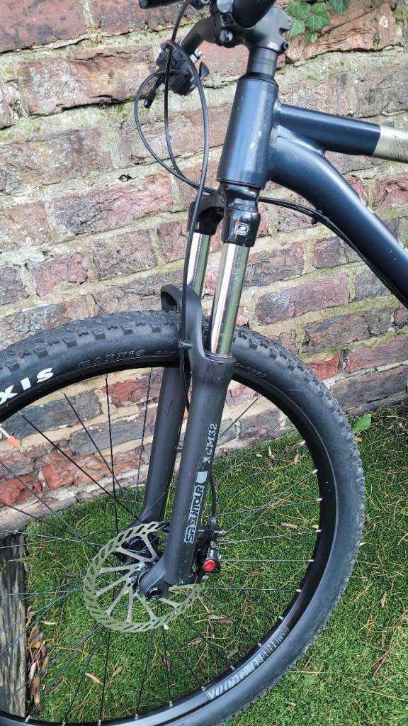 Voodoo Braag. 19" Frame / Large.