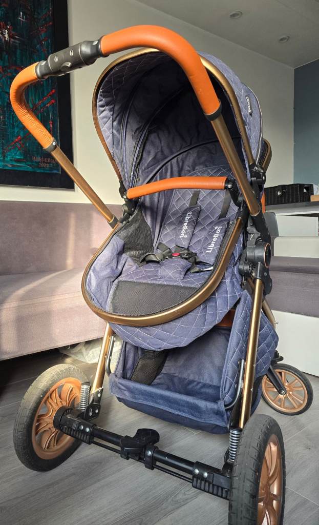 Newborn Baby Pram Pushchair Buggy Stroller 3in1 Travel System Car Seat Included and rocking chair 