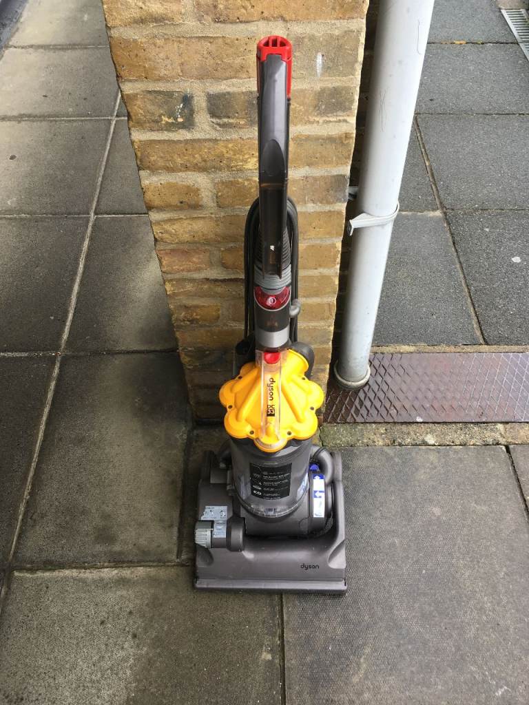 DYSON DC 33 ALL FLOORS UPRIGHT VACUUM CLEANER
