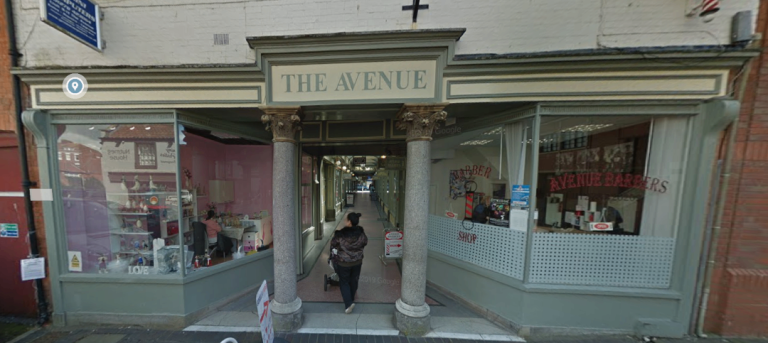 Retail Shop/Office in Arcade -Bridgwater - £125/week+VAT - Flexi Terms -Direct Landlord