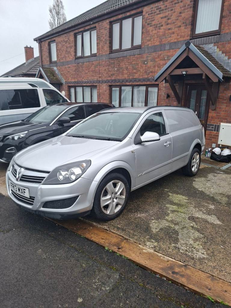 Vauxhall, ASTRAVAN, Car Derived Van, 2013, Manual, 1686 (cc)