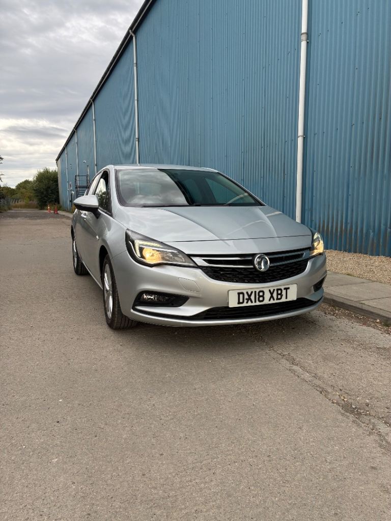 Vauxhall, ASTRA, Hatchback, 2018, Manual, 1598 (cc), 5 doors