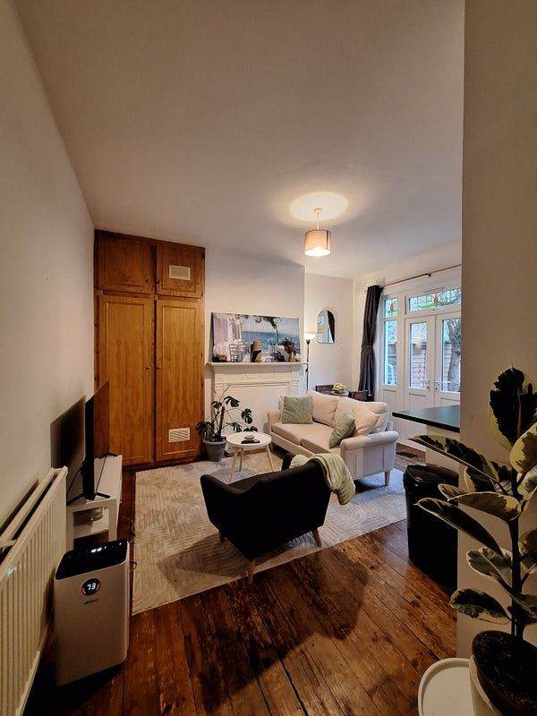 Room available for short term let in Brixton